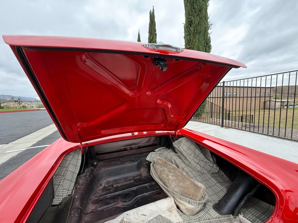 1957 Ford Thunderbird 1st Gen - Image 27 of 31