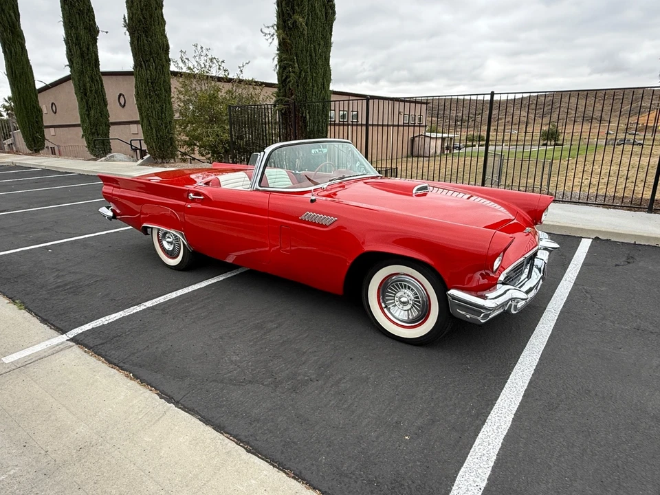 1957 Ford Thunderbird 1st Gen - Image 6 of 31