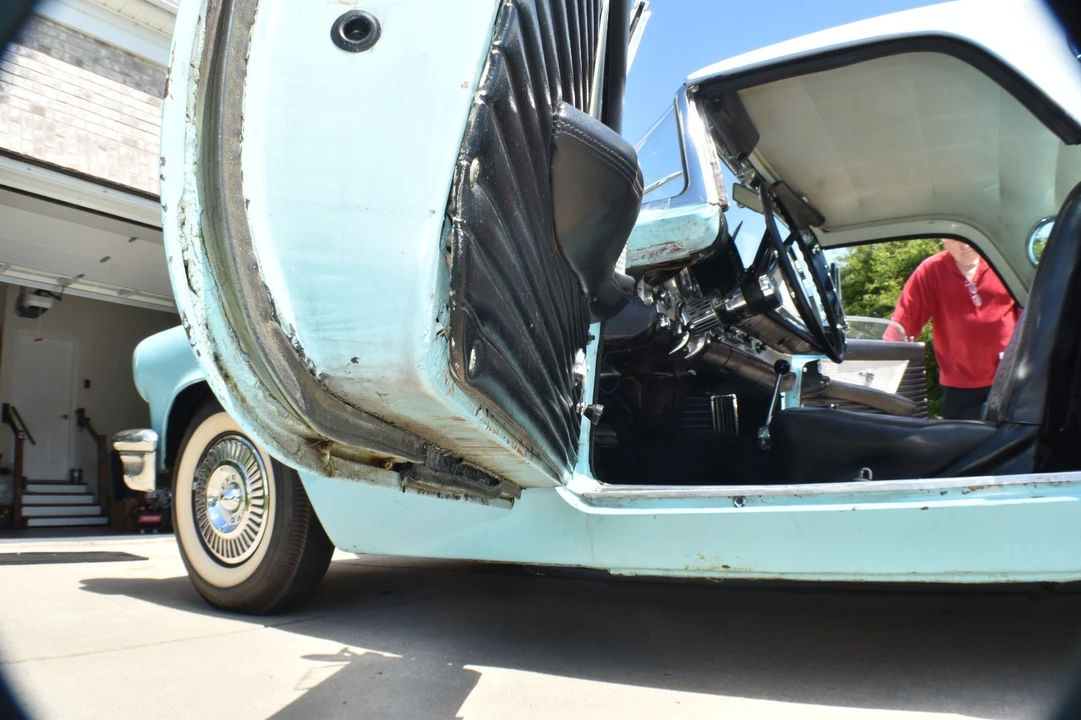 1957 Ford Thunderbird 1st Gen - Image 20 of 31