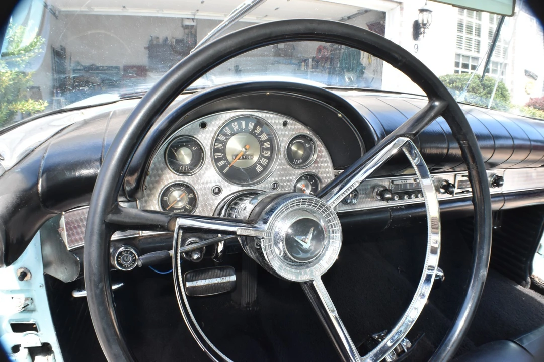 1957 Ford Thunderbird 1st Gen - Image 22 of 31