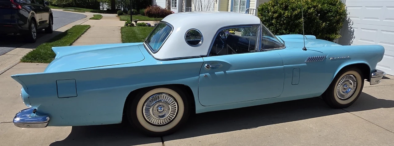 1957 Ford Thunderbird 1st Gen - Image 15 of 31