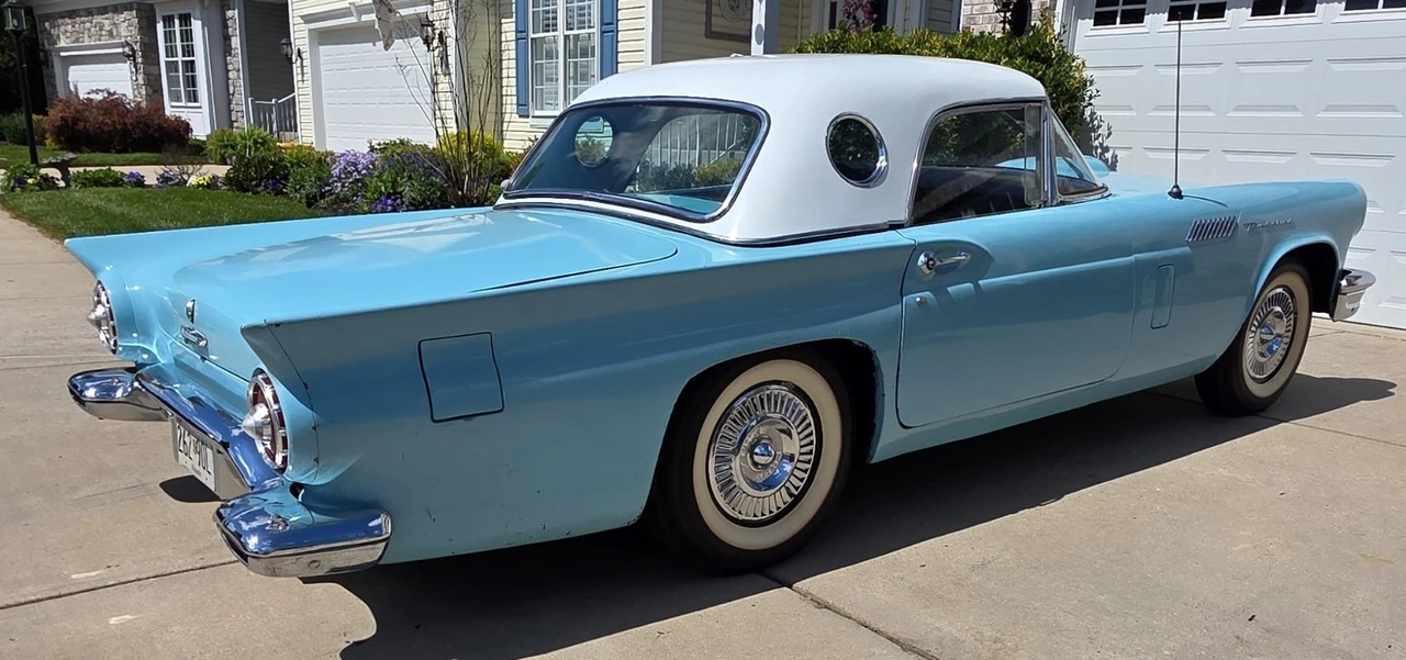 1957 Ford Thunderbird 1st Gen - Image 14 of 31