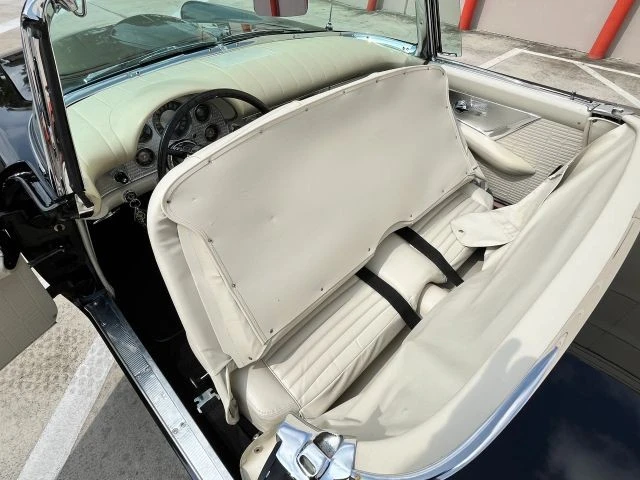 1957 Ford Thunderbird 1st Gen - Image 19 of 21