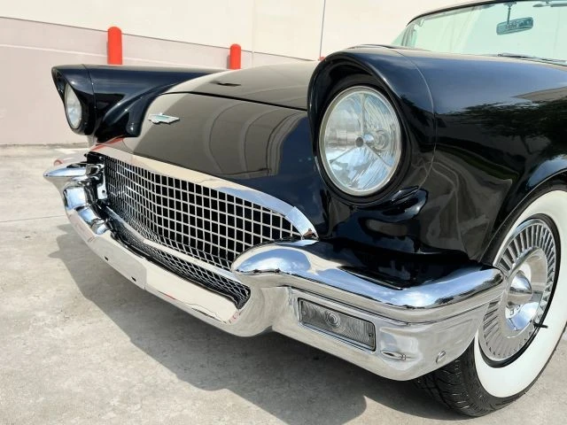 1957 Ford Thunderbird 1st Gen - Image 8 of 21
