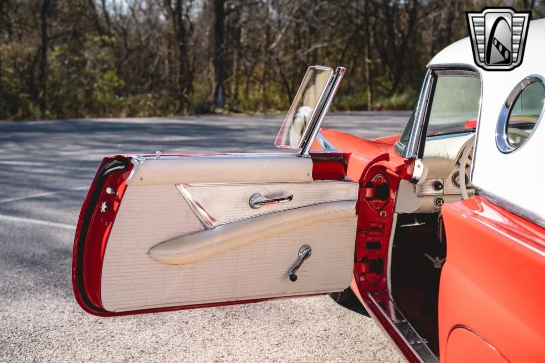1957 Ford Thunderbird 1st Gen - Image 17 of 21