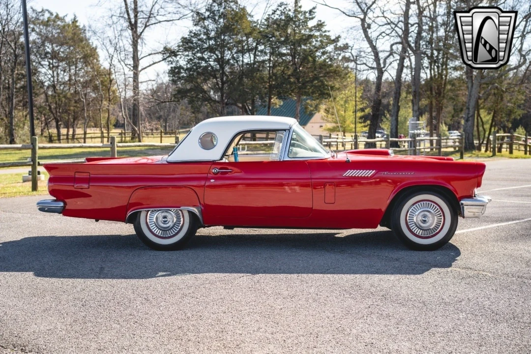 1957 Ford Thunderbird 1st Gen - Image 9 of 21