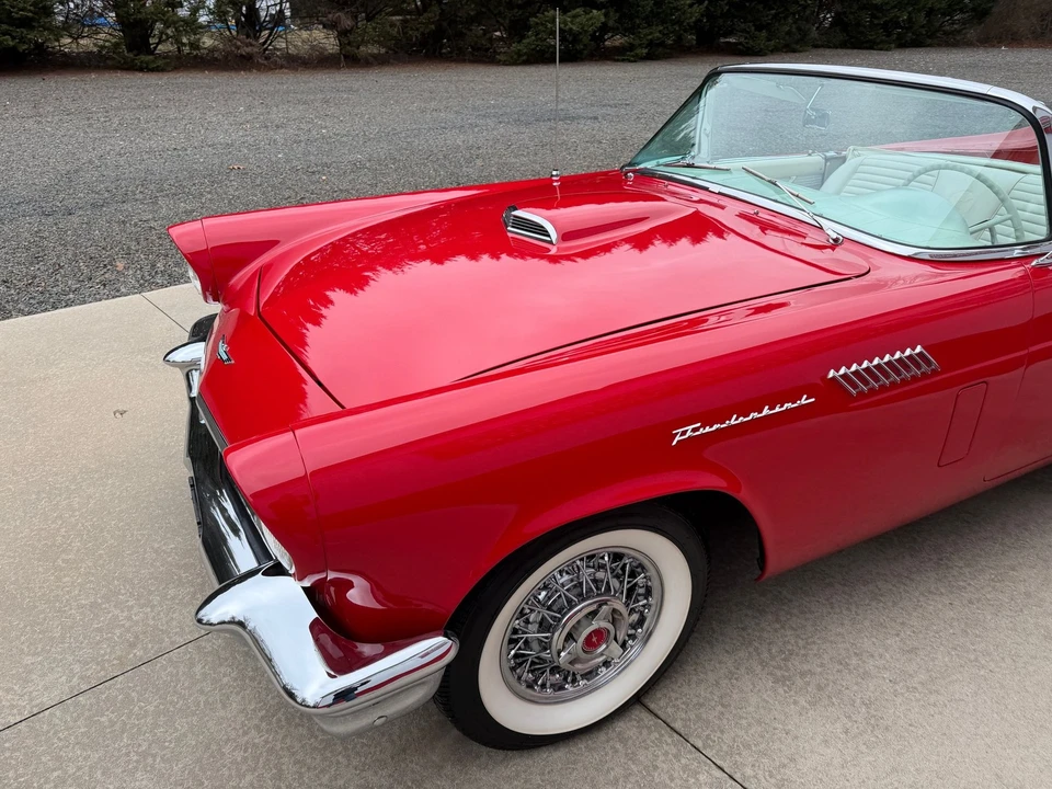 1957 Ford Thunderbird 1st Gen - Image 11 of 21
