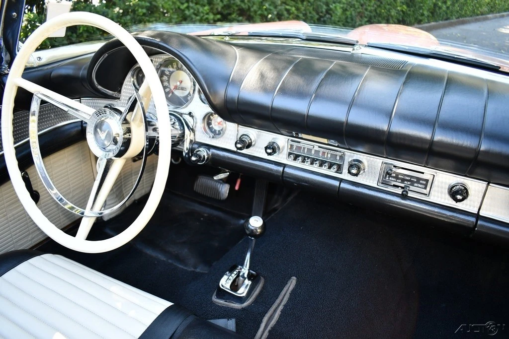 1957 Ford Thunderbird 1st Gen - Image 14 of 24