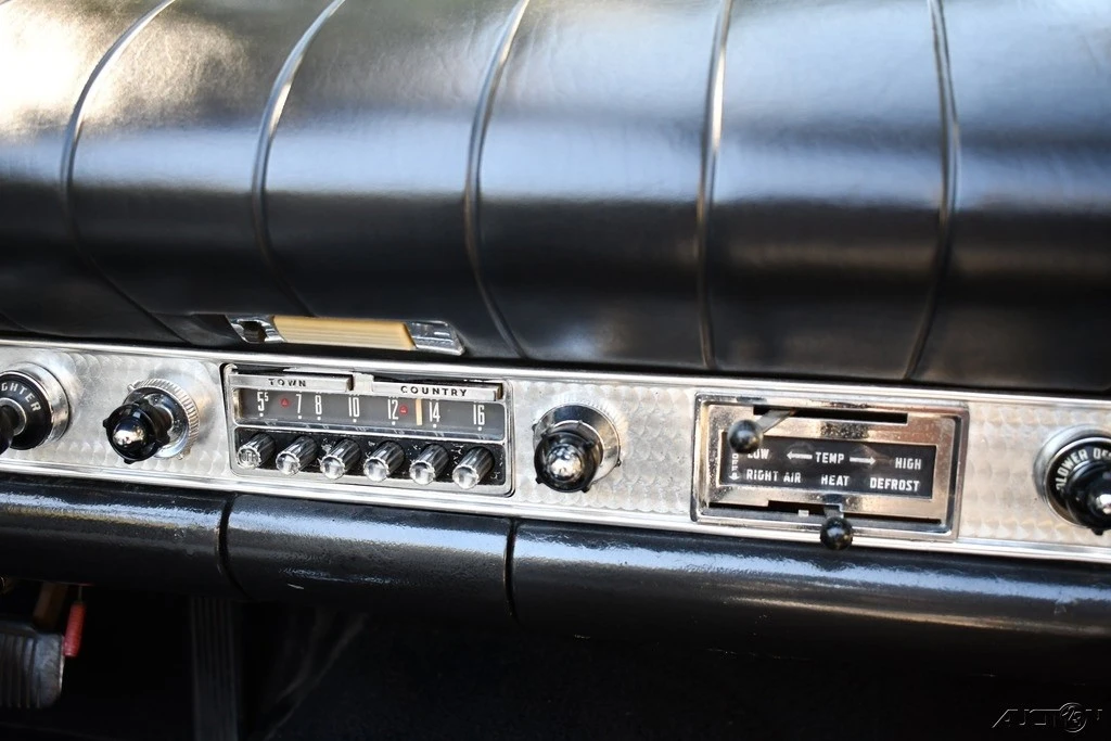 1957 Ford Thunderbird 1st Gen - Image 15 of 24