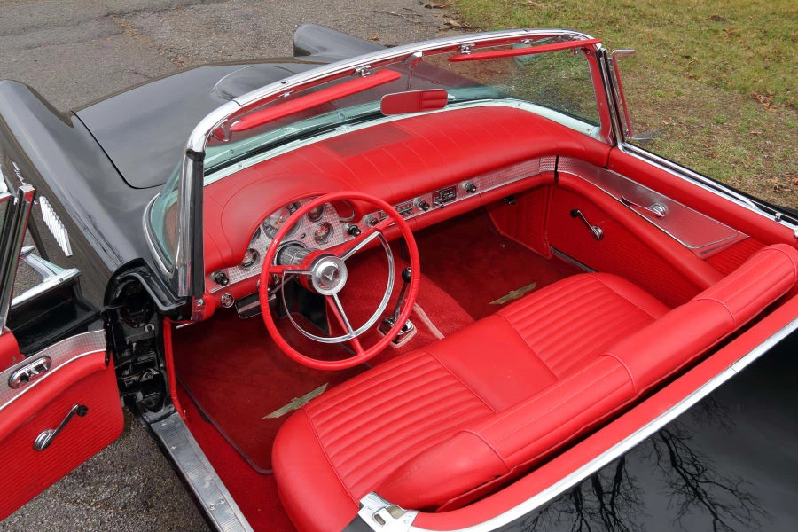 1957 Ford Thunderbird 1st Gen - Image 21 of 31