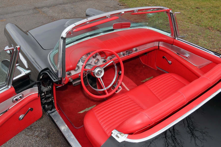 1957 Ford Thunderbird 1st Gen - Image 27 of 31