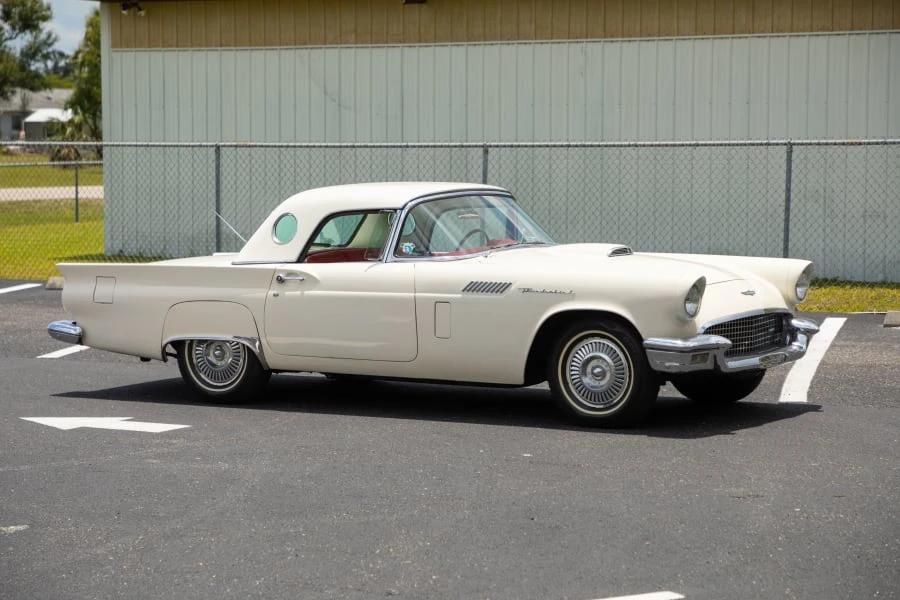 1957 Ford Thunderbird 1st Gen - Image 12 of 20