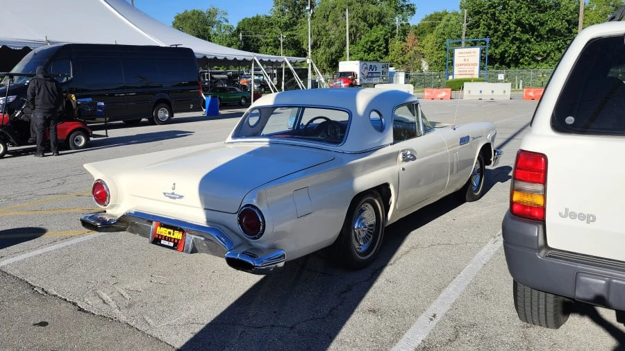 1957 Ford Thunderbird 1st Gen - Image 4 of 9