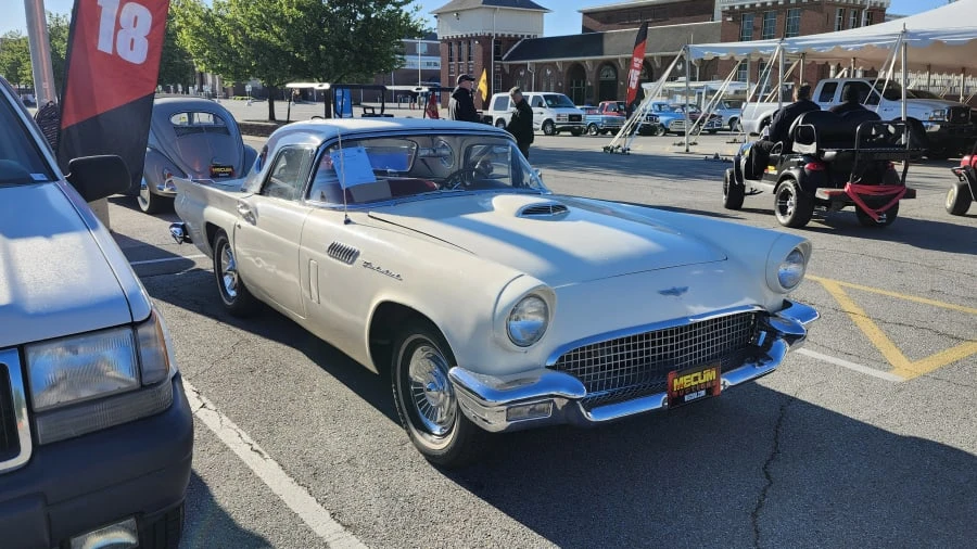 1957 Ford Thunderbird 1st Gen - Image 3 of 9