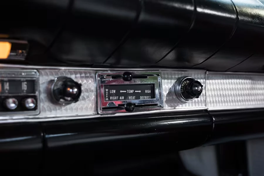1957 Ford Thunderbird 1st Gen - Image 29 of 31