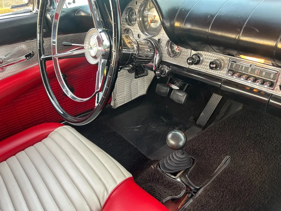 1957 Ford Thunderbird 1st Gen - Image 22 of 27