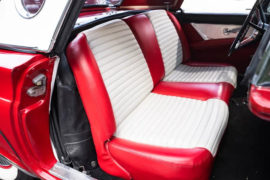 1957 Ford Thunderbird 1st Gen - Image 27 of 31