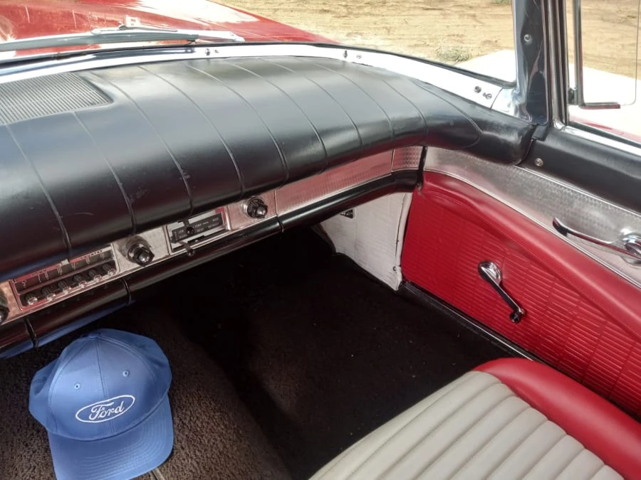 1957 Ford Thunderbird 1st Gen - Image 7 of 8