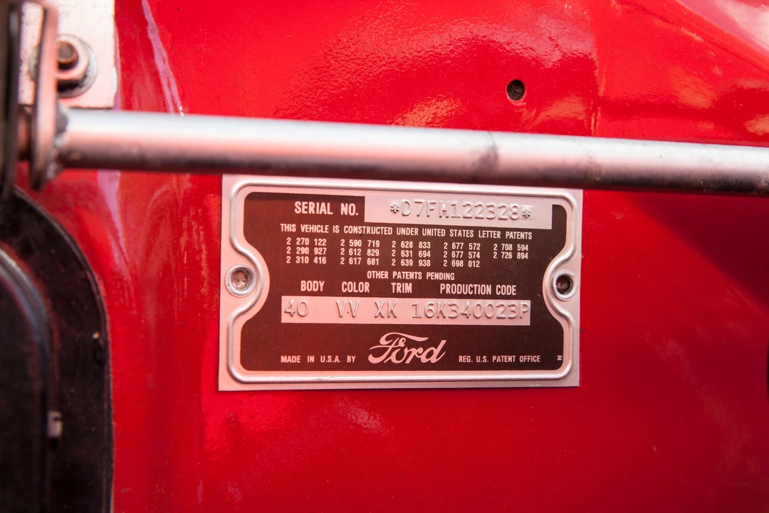 1957 Ford Thunderbird 1st Gen - Image 23 of 26