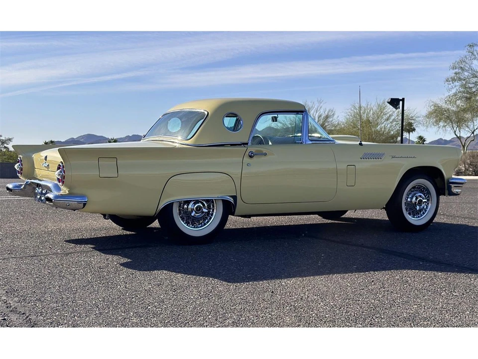 1957 Ford Thunderbird 1st Gen - Image 29 of 31