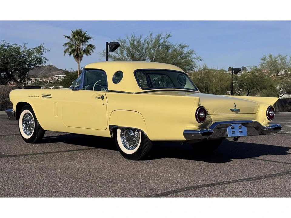 1957 Ford Thunderbird 1st Gen - Image 26 of 31