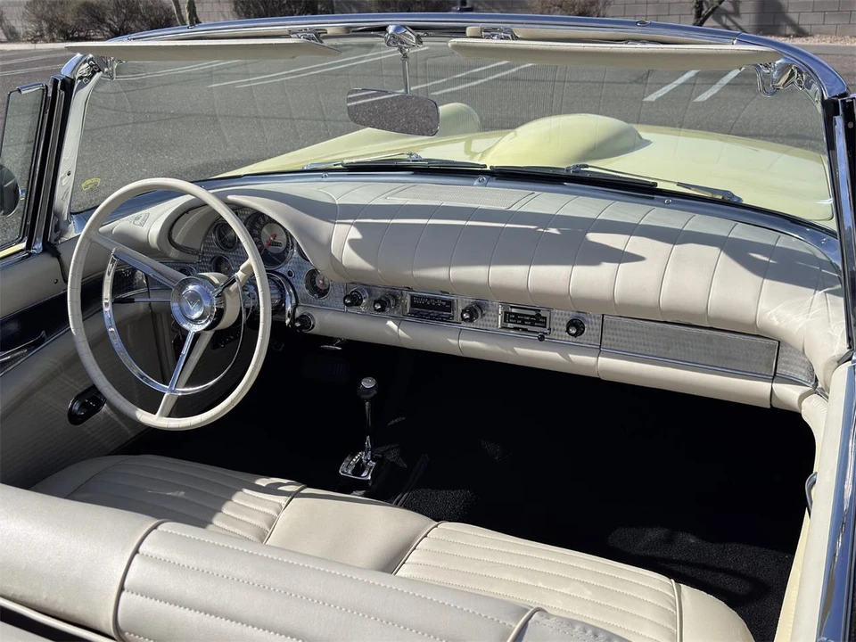 1957 Ford Thunderbird 1st Gen - Image 21 of 31