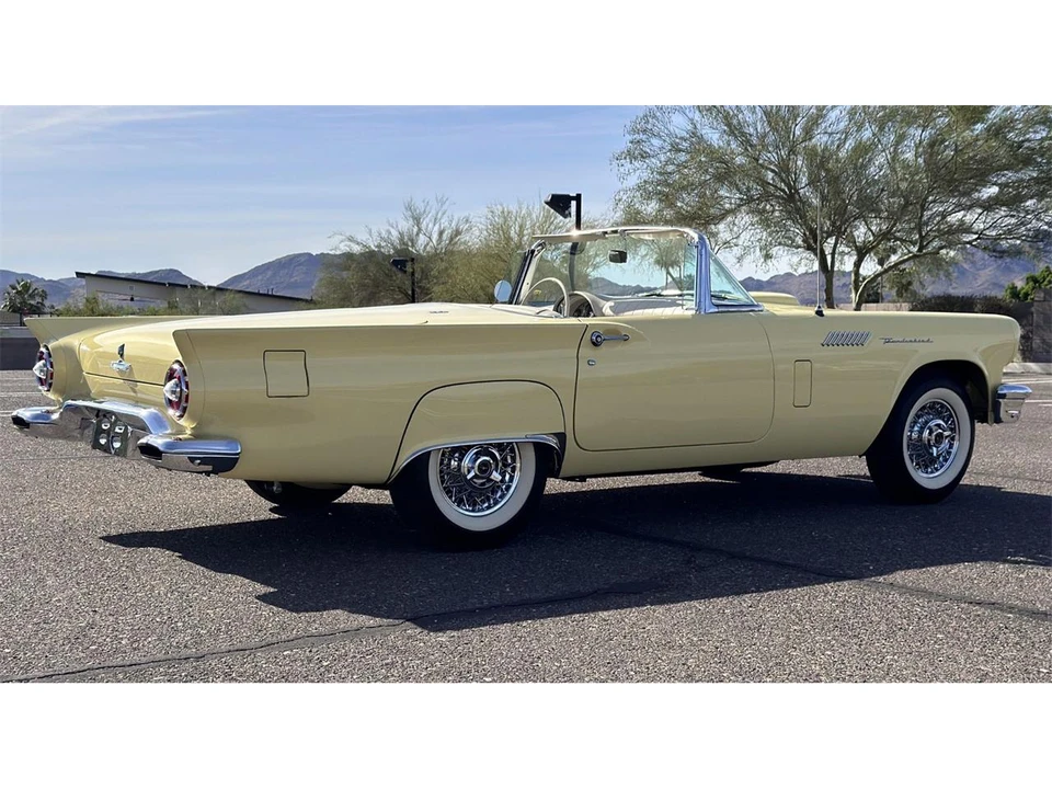 1957 Ford Thunderbird 1st Gen - Image 10 of 31