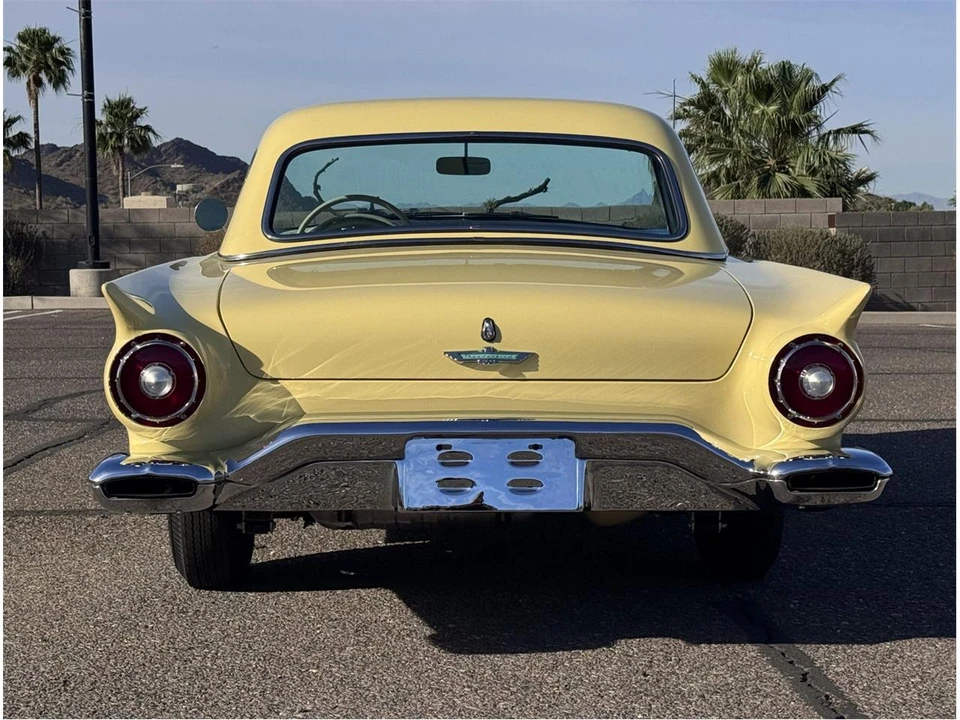 1957 Ford Thunderbird 1st Gen - Image 27 of 31