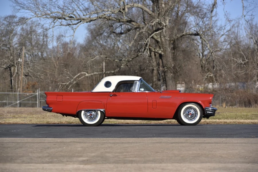 1957 Ford Thunderbird 1st Gen - Image 17 of 31
