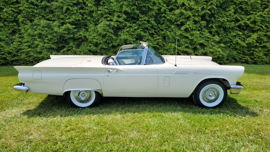 1957 Ford Thunderbird 1st Gen - Image 2 of 31