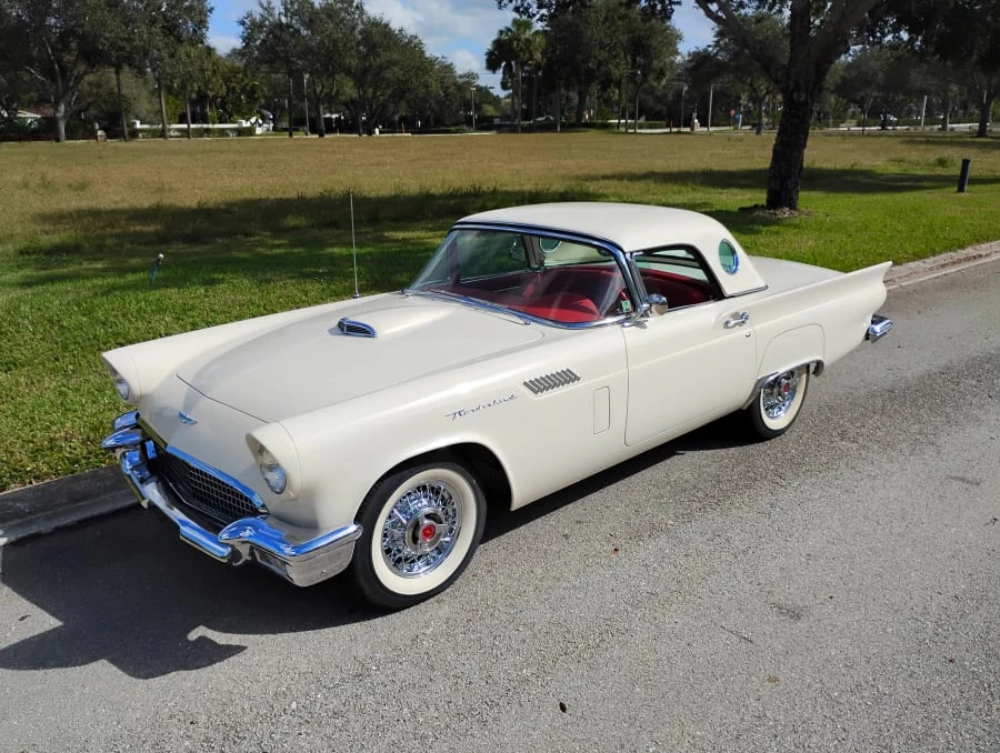 1957 Ford Thunderbird 1st Gen - Image 12 of 31