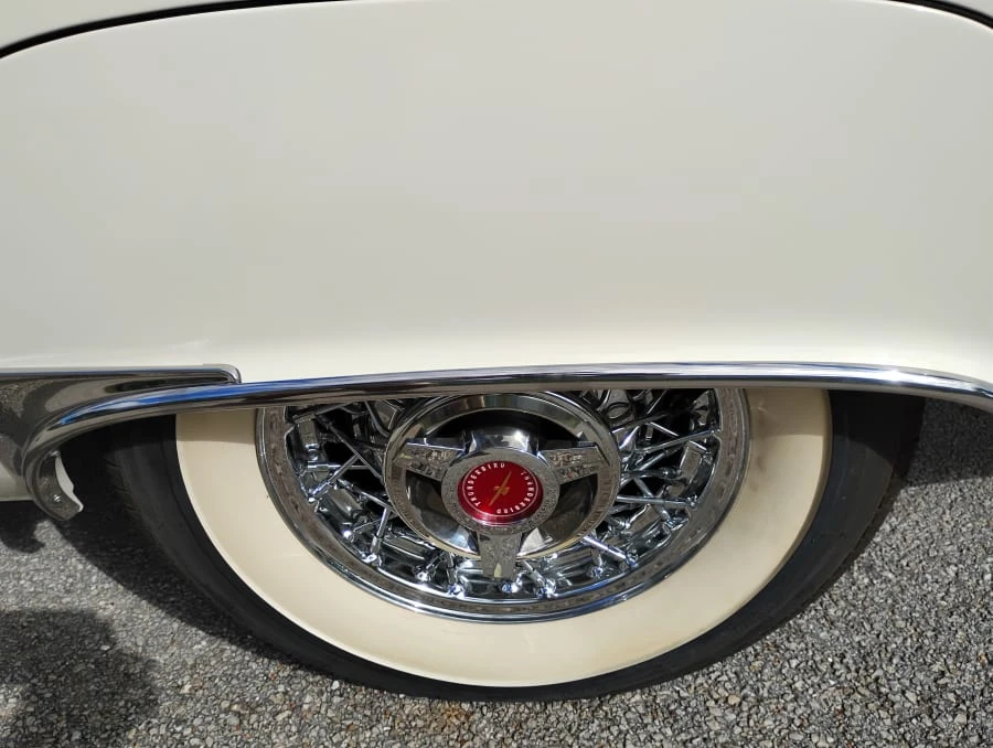 1957 Ford Thunderbird 1st Gen - Image 18 of 31