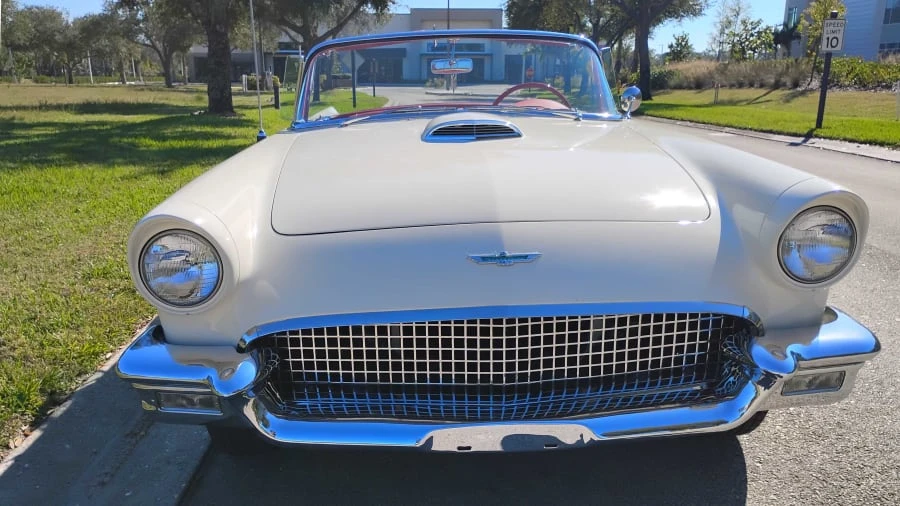 1957 Ford Thunderbird 1st Gen - Image 10 of 31
