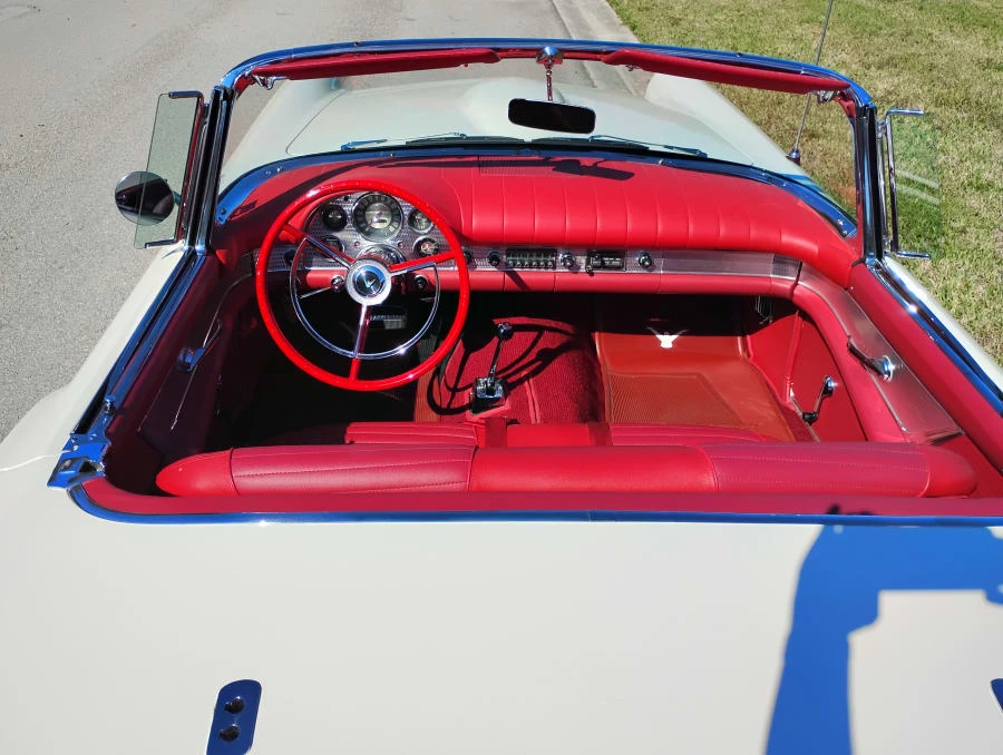 1957 Ford Thunderbird 1st Gen - Image 29 of 31