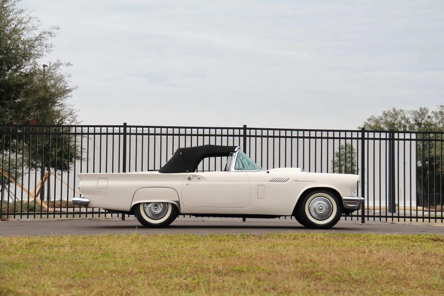 1957 Ford Thunderbird 1st Gen - Image 2 of 28