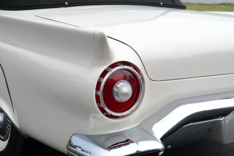 1957 Ford Thunderbird 1st Gen - Image 14 of 28
