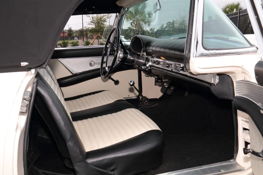 1957 Ford Thunderbird 1st Gen - Image 22 of 28