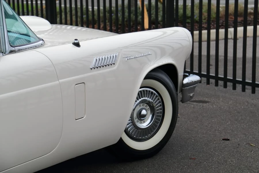 1957 Ford Thunderbird 1st Gen - Image 17 of 28