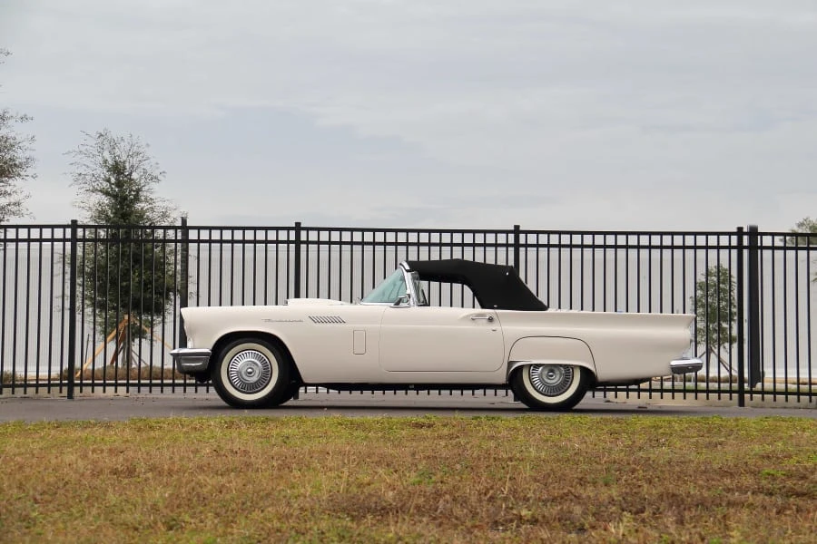 1957 Ford Thunderbird 1st Gen - Image 8 of 28