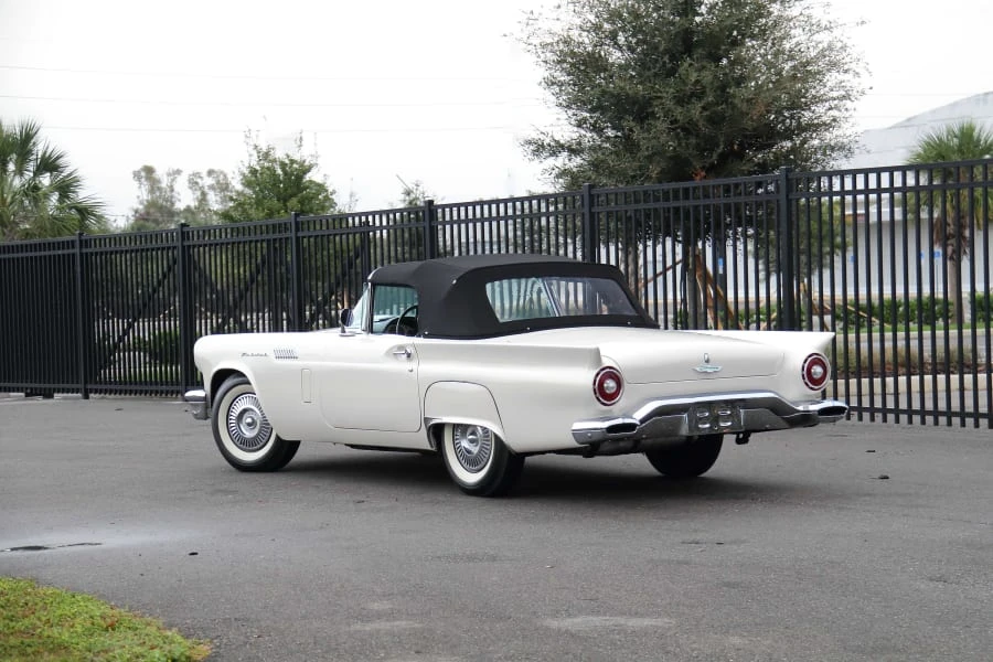 1957 Ford Thunderbird 1st Gen - Image 10 of 28
