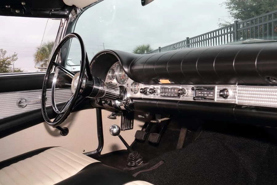 1957 Ford Thunderbird 1st Gen - Image 18 of 28