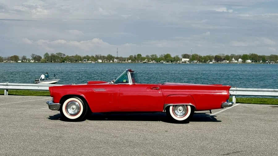 1957 Ford Thunderbird 1st Gen - Image 7 of 31