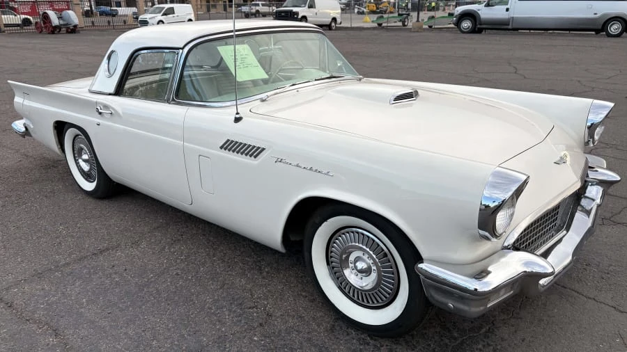 1957 Ford Thunderbird 1st Gen - Image 3 of 5