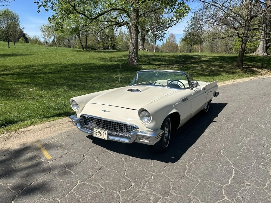 1957 Ford Thunderbird 1st Gen - Image 3 of 10