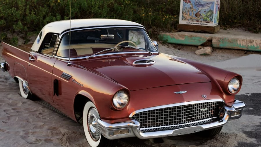 1957 Ford Thunderbird 1st Gen - Image 9 of 15