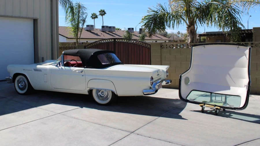 1957 Ford Thunderbird 1st Gen - Image 26 of 31