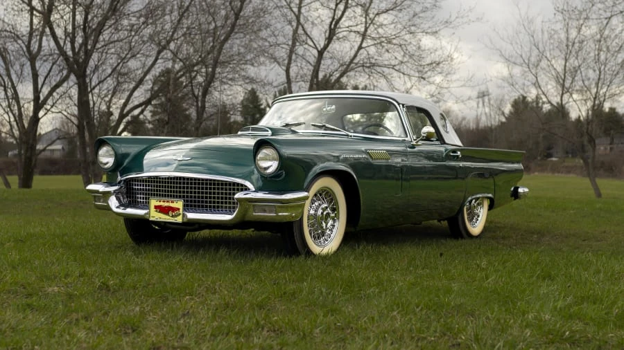 1957 Ford Thunderbird 1st Gen - Image 19 of 31