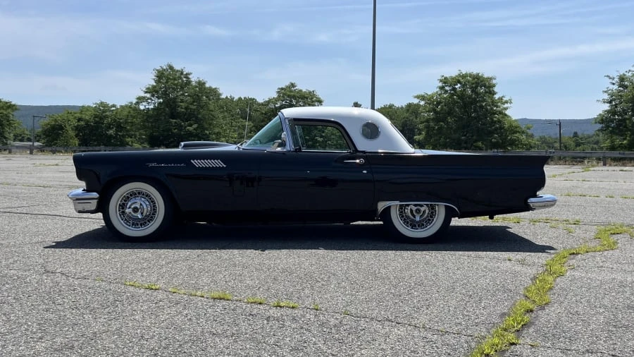 1957 Ford Thunderbird 1st Gen - Image 2 of 24