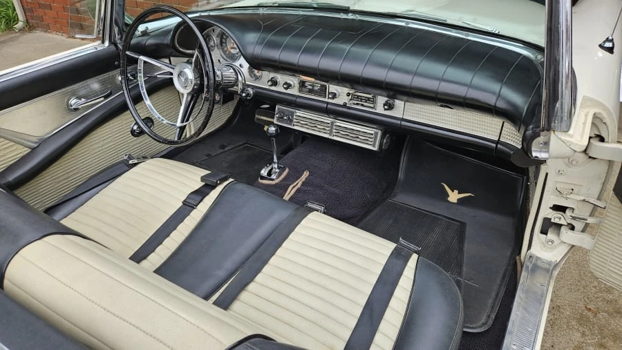 1957 Ford Thunderbird 1st Gen - Image 15 of 21