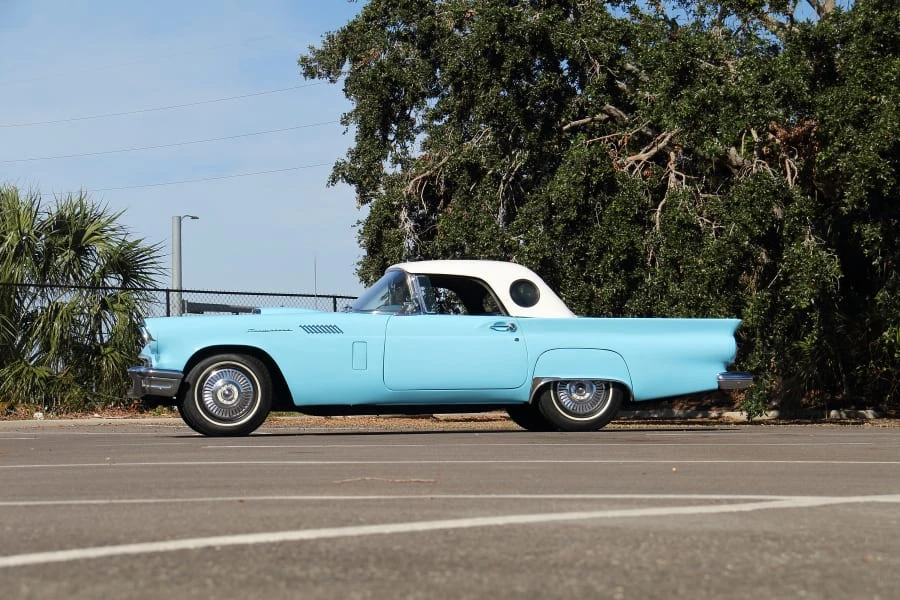 1957 Ford Thunderbird 1st Gen - Image 10 of 25